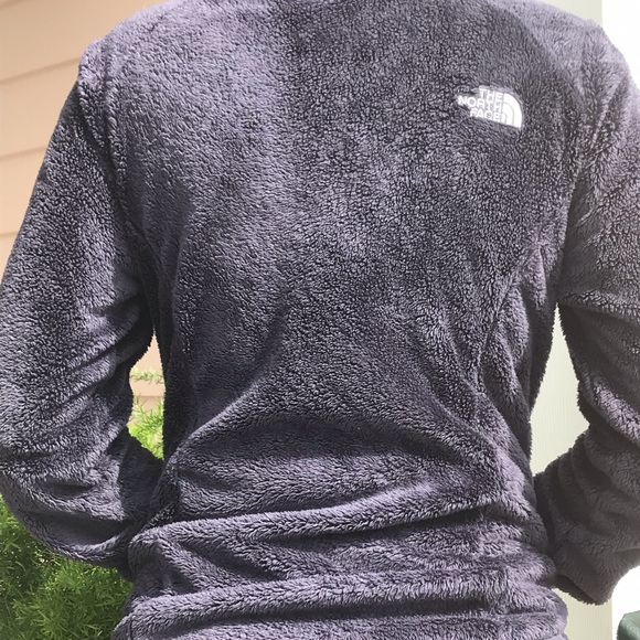 Dark purple/navy fuzzy north face jacket - Picture 7 of 8